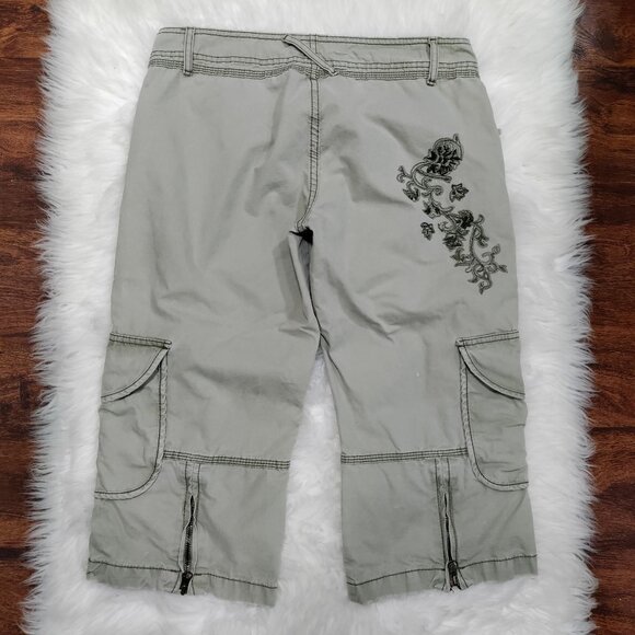 Jordache Vintage Twee Extra Low Cargo Capri Pants Embroidered Women's Size 6 - Picture 4 of 13